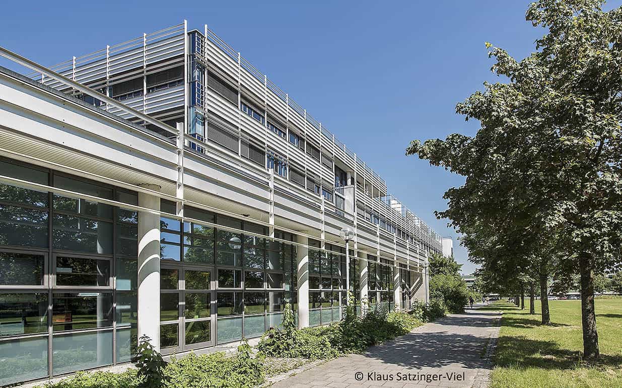 Faculty of Business Administration and Economics, University of Augsburg