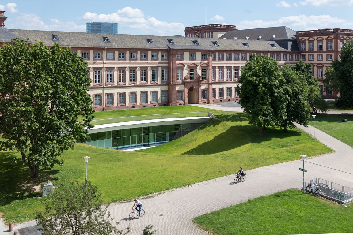 Manheim Business School