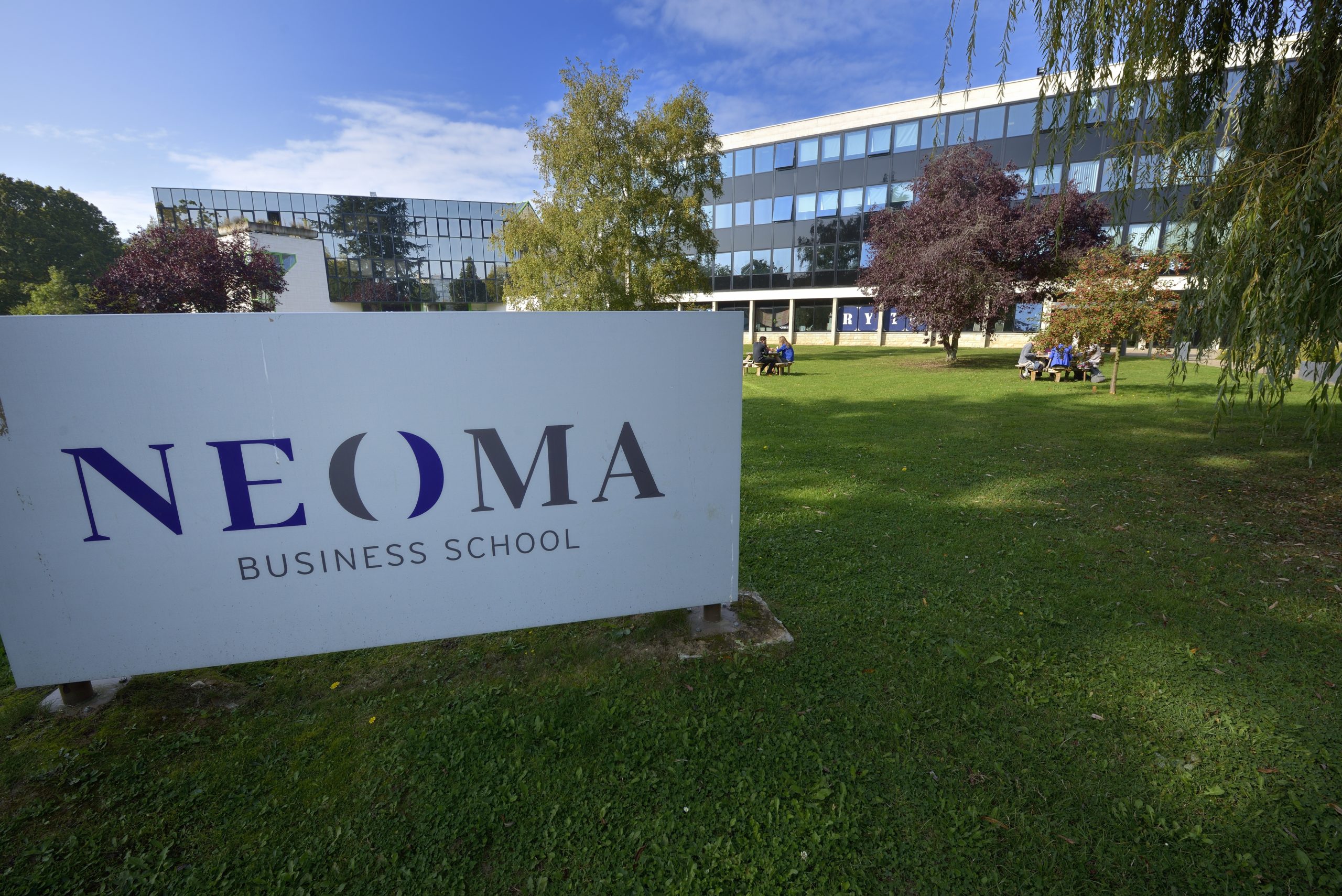 NEOMA Business School